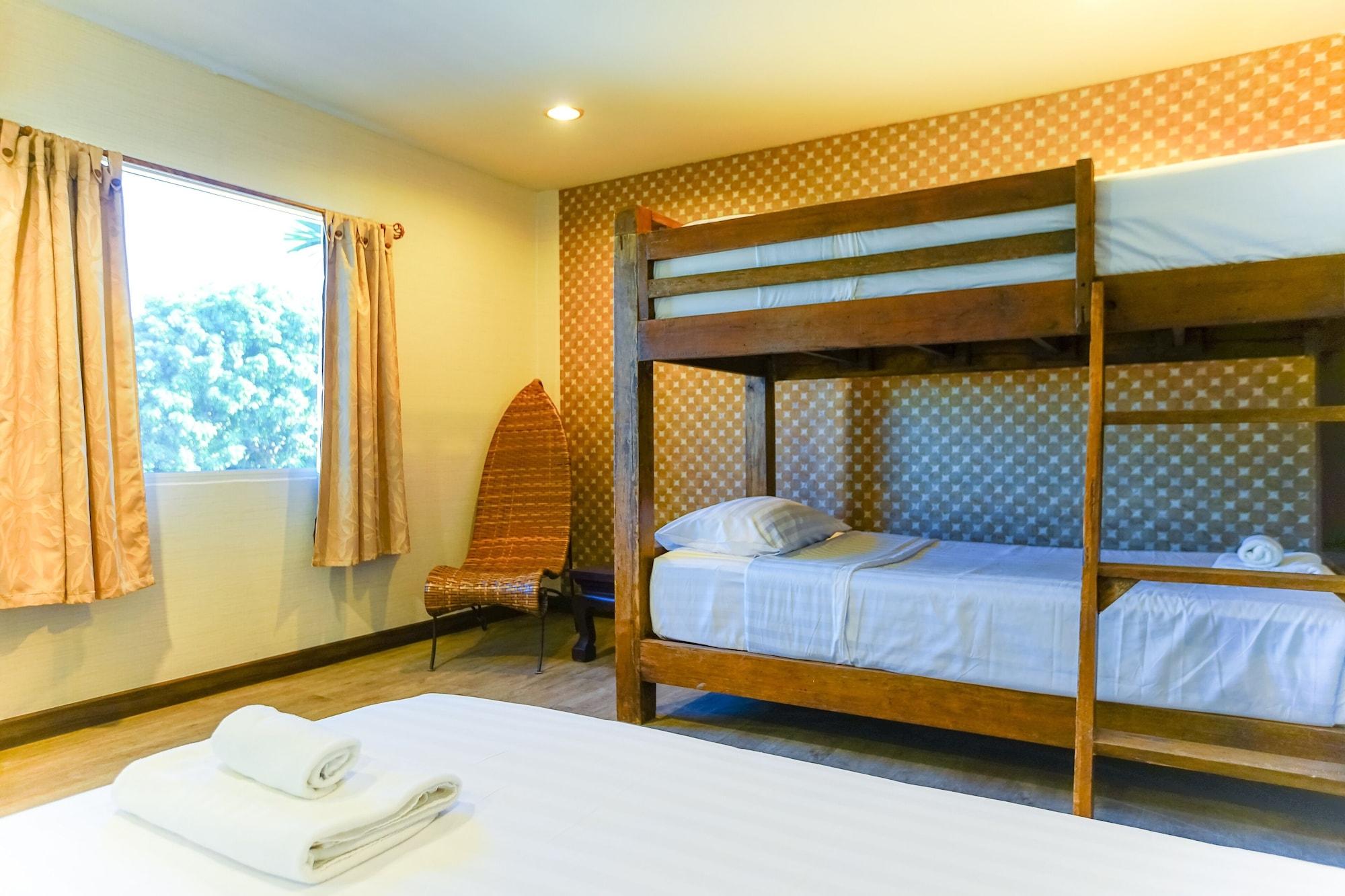 Parasol Inn Chiang Mai Old City Hotel エクステリア 写真