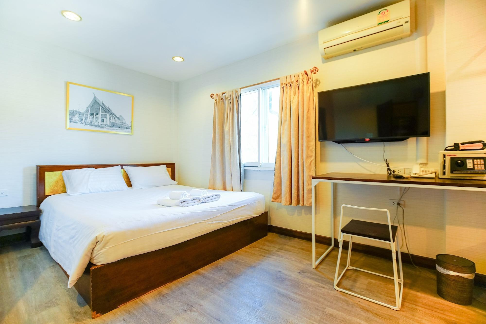Parasol Inn Chiang Mai Old City Hotel エクステリア 写真