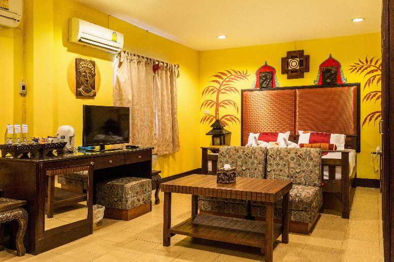 Parasol Inn Chiang Mai Old City Hotel エクステリア 写真