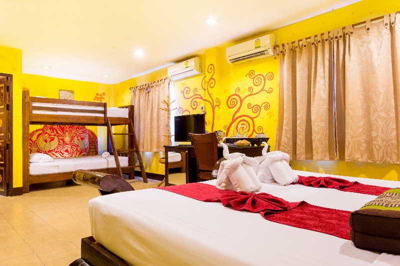 Parasol Inn Chiang Mai Old City Hotel エクステリア 写真