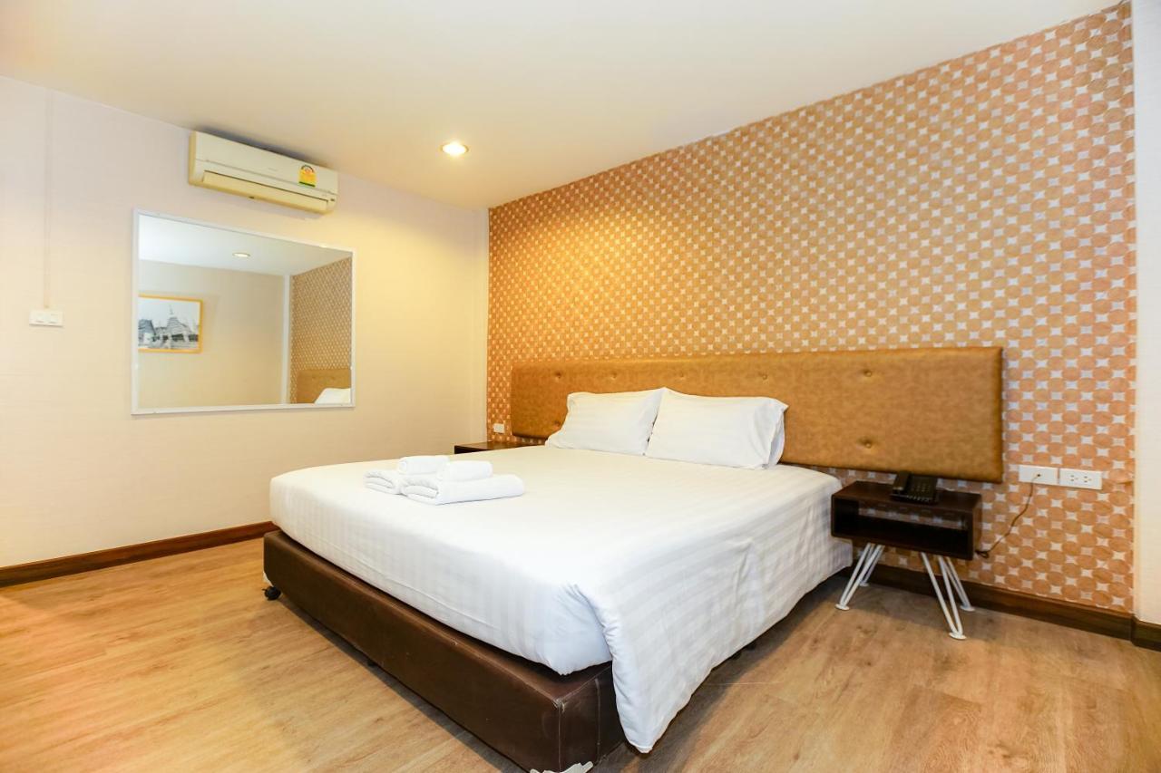 Parasol Inn Chiang Mai Old City Hotel エクステリア 写真